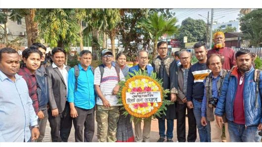 শহীদ বুদ্ধিজীবী দিবসে সিলেট জেলা প্রেসক্লাবের শ্রদ্ধাঞ্জলি অর্পন