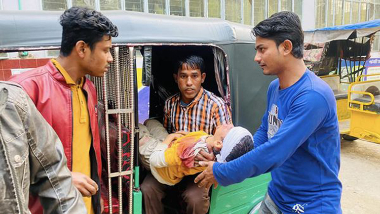 কুলাউড়ায় সড়ক দুর্ঘটনায় শিশু নিহত, নারীসহ আহত ৭