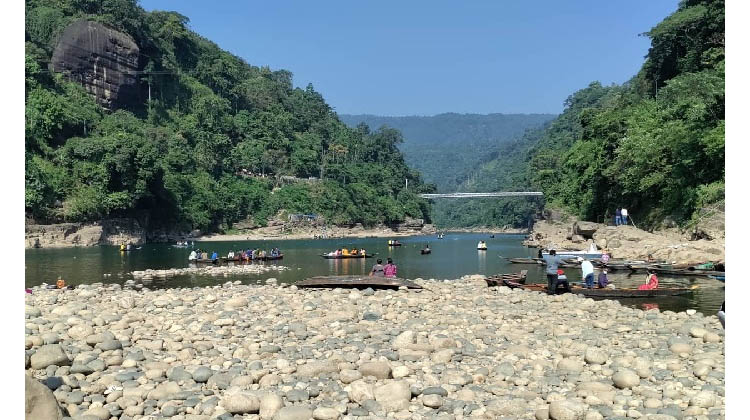 পানি আরও কমছে, খুলছে পর্যটন কেন্দ্র