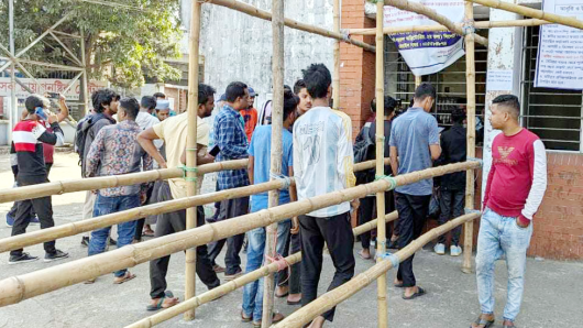সিলেটে বিপিএর টিকিটের যে অবস্থা
