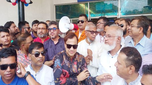 নেতা মোস্তাকুর রহমান রুমনের স্বদেশ প্রত্যাবর্তনে বিএনপি’র গণসংবর্ধনা