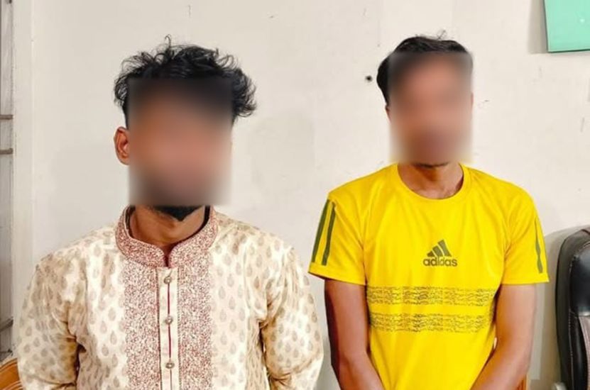 কাষ্টঘর থেকে সোহেল ও রাসেল আটক